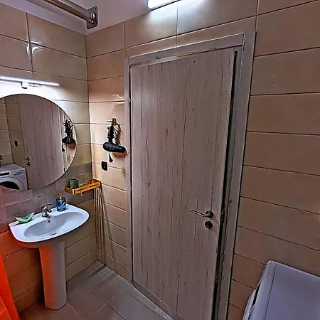 Summer House Rocinante 1 בית נופש Vromerí