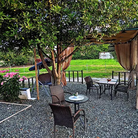 Summer House Rocinante 1 בית נופש *