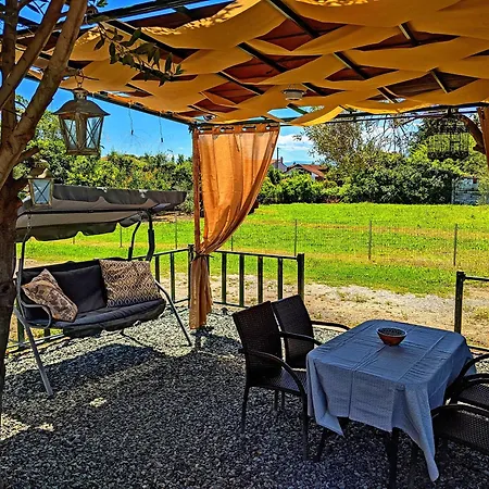 Summer House Rocinante 1 בית נופש